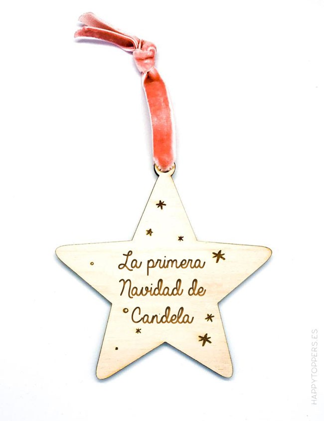 adorno de navidad personalizado estrella de madera grabada con la frase la primera navidad de... grabamos tu nombre