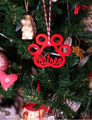 adorno navidad personalizado para mascotas en forma de huella de perro con el nombre